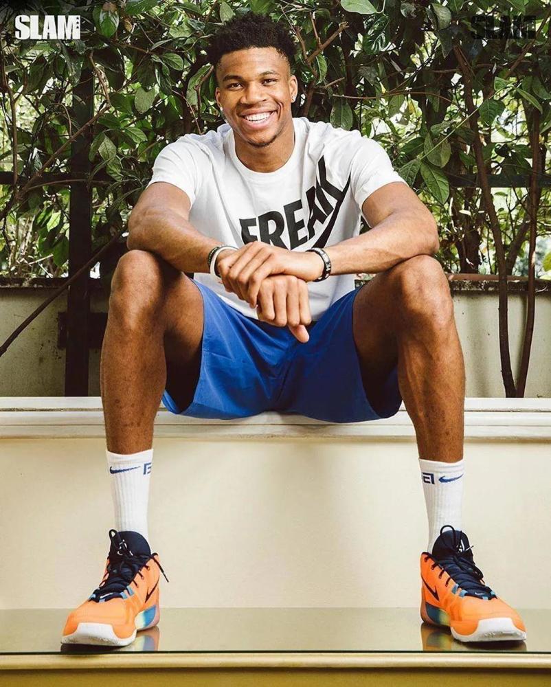 以坚实的一 以坚实的一