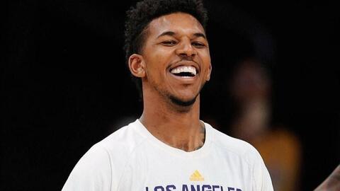 球权流转遵 球权流转遵